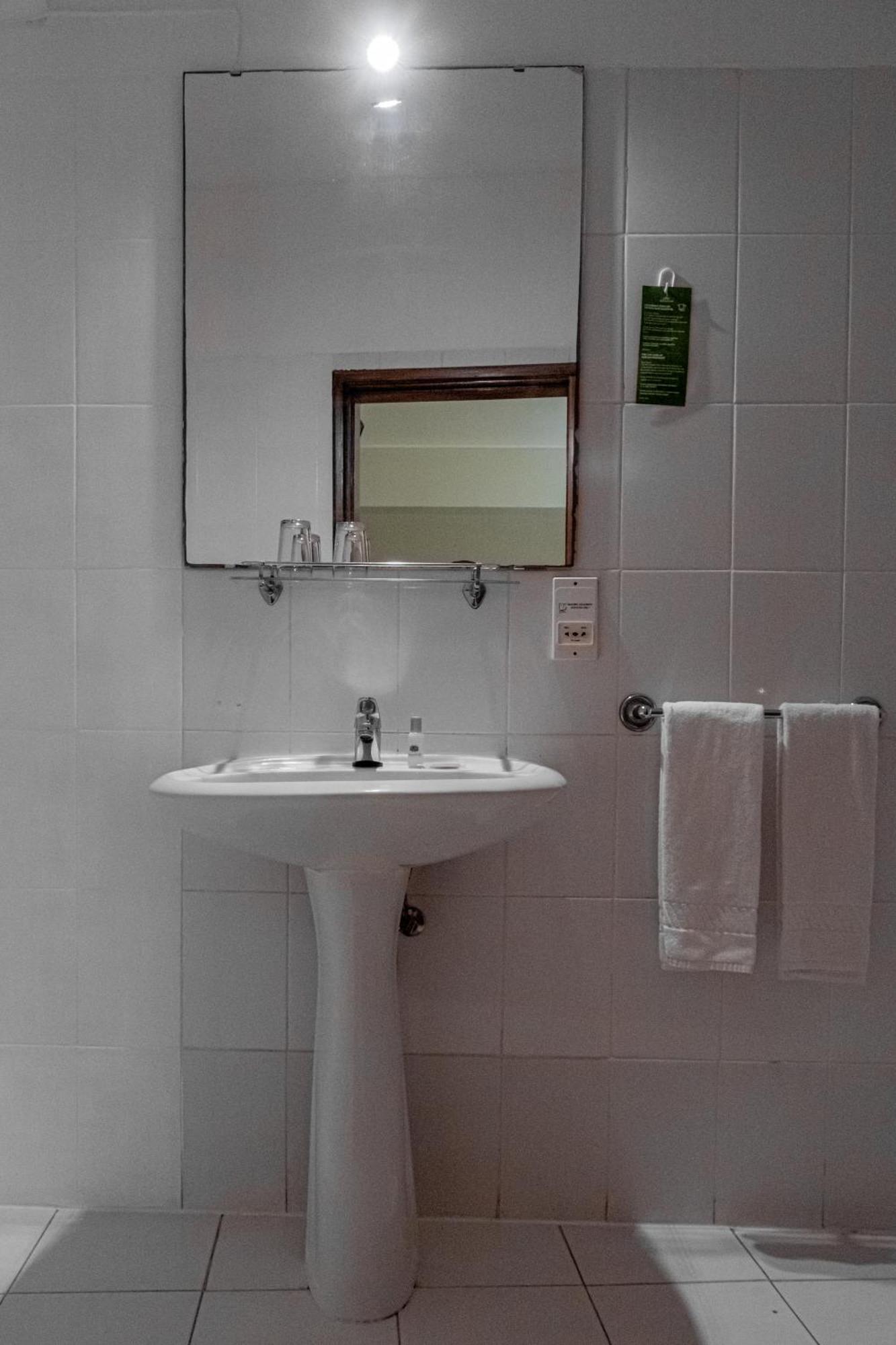 Residencial Chafariz /Queimada Hotel Funchal  Buitenkant foto