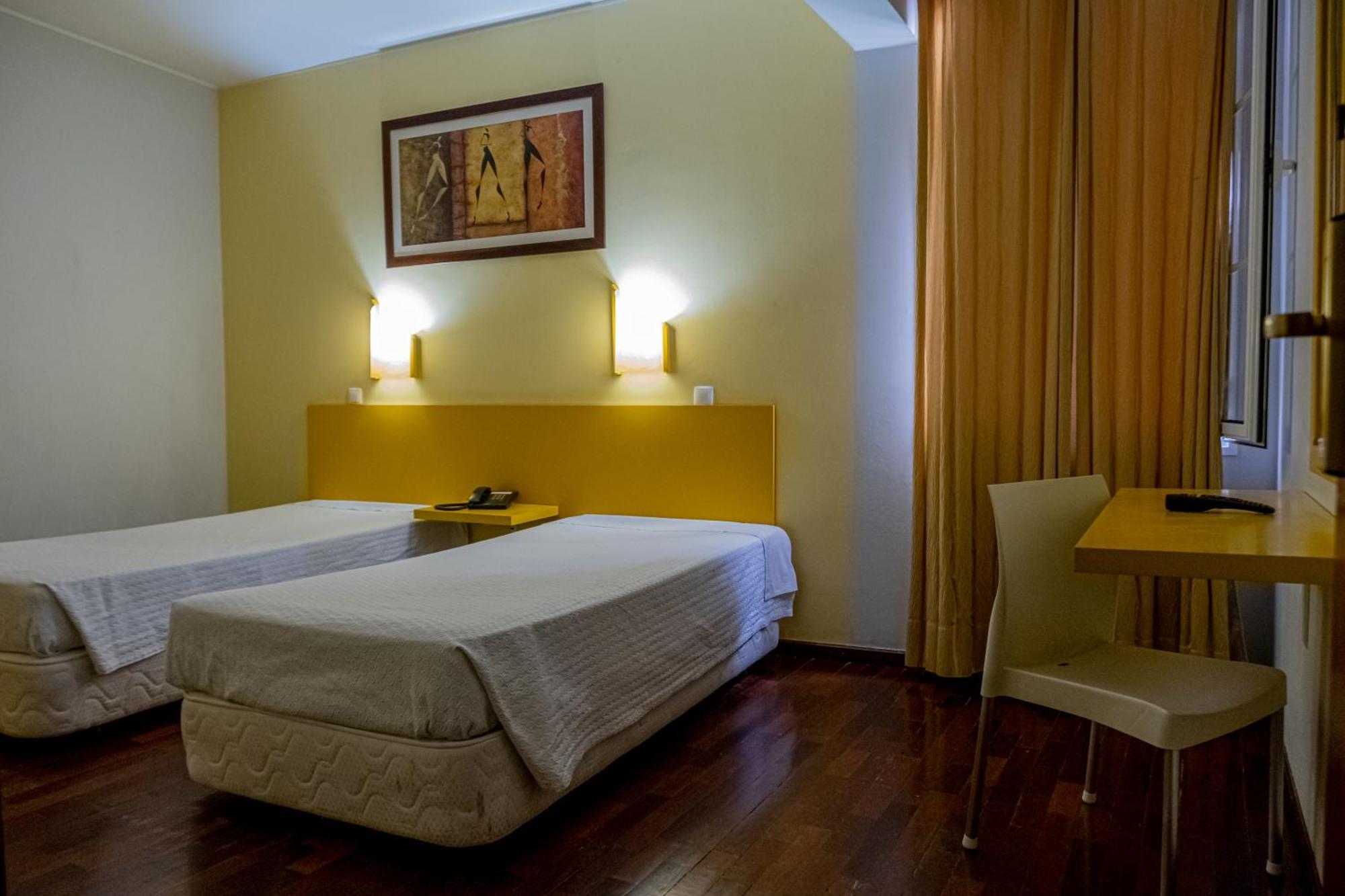 Residencial Chafariz /Queimada Hotel Funchal  Buitenkant foto