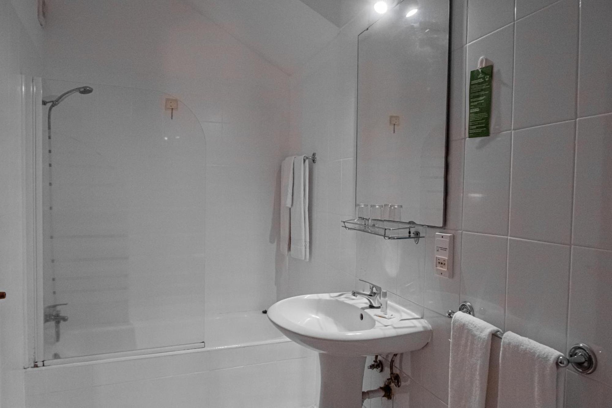 Residencial Chafariz /Queimada Hotel Funchal  Buitenkant foto