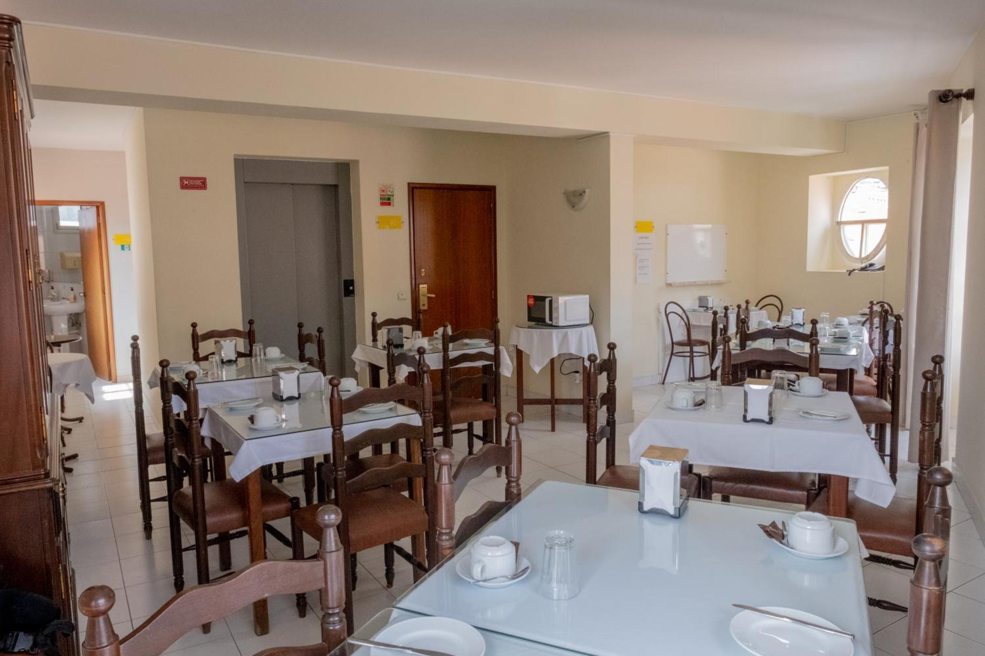 Residencial Chafariz /Queimada Hotel Funchal  Buitenkant foto